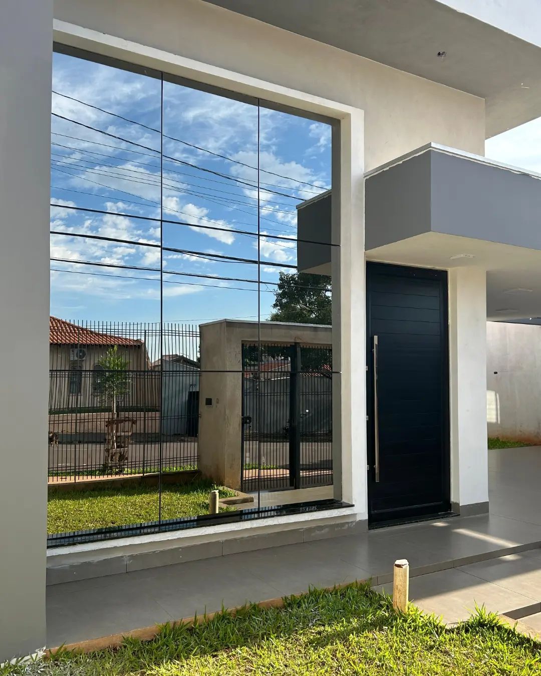Fachada vidriada residencial